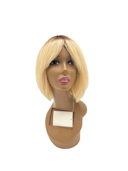 T14/613 Rooted Blonde Layered Bob Wig