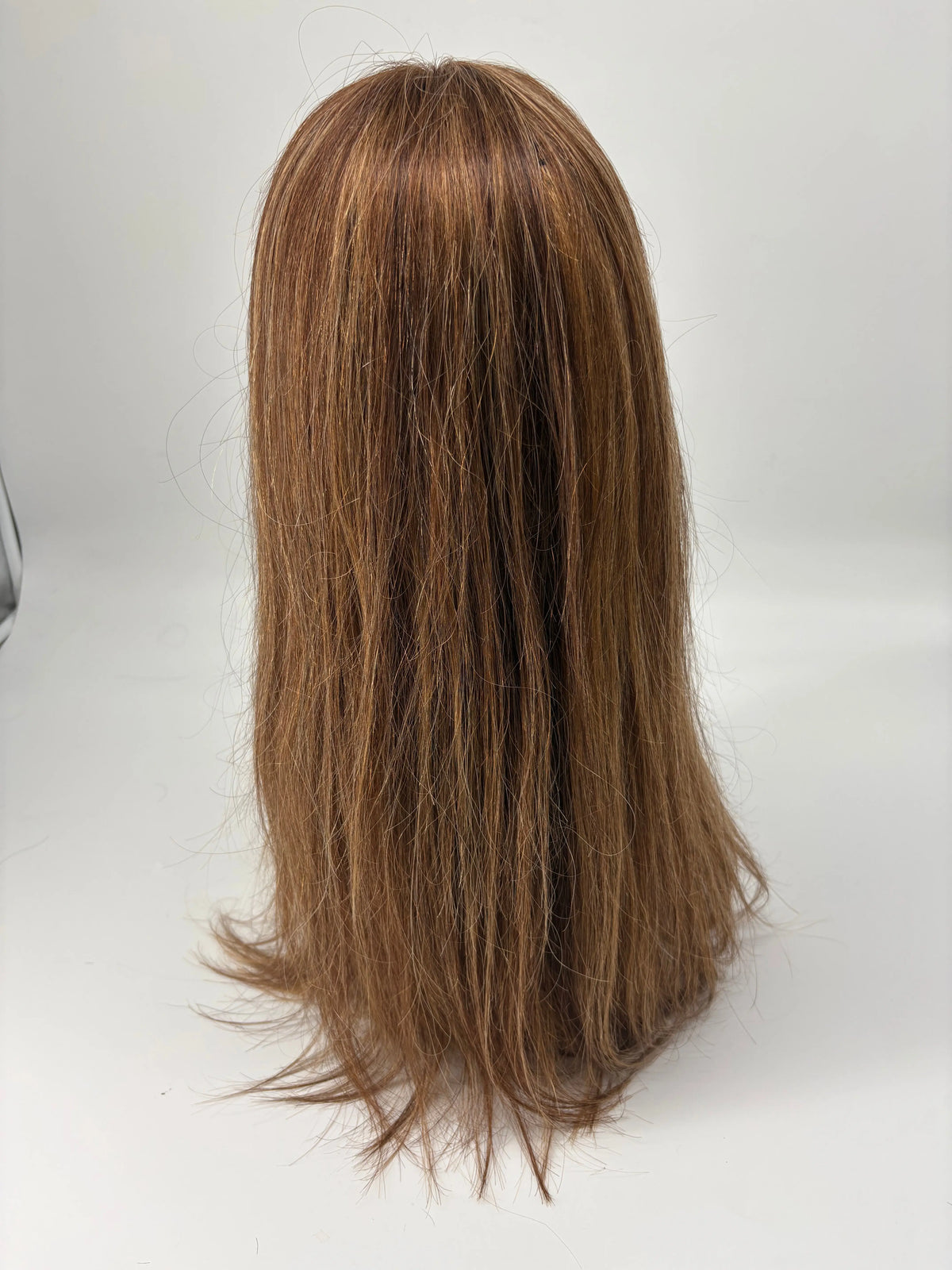 Pearly – 18" Straight Human Hair Wig – 4/27 KIWI HAIR BEAUTY